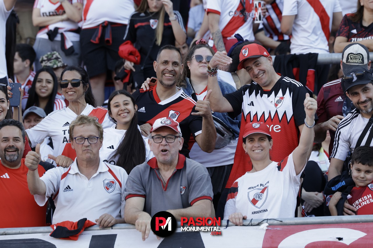 ¡Buscate en el partido de River frente a Talleres en el Monumental!