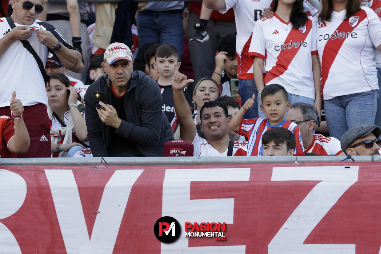 ¡Buscate en el partido de River frente a Talleres en el Monumental!