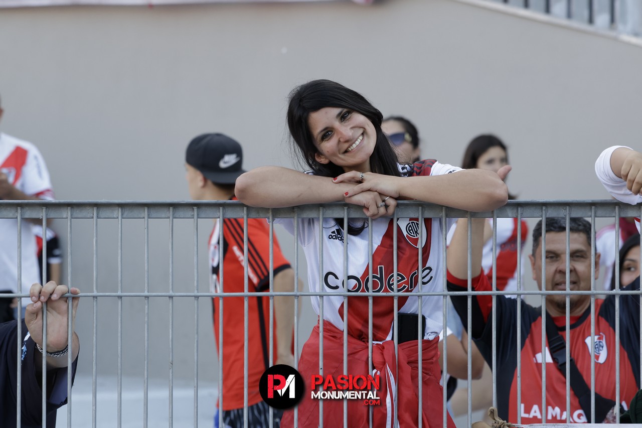 ¡Buscate en el partido de River frente a Talleres en el Monumental!