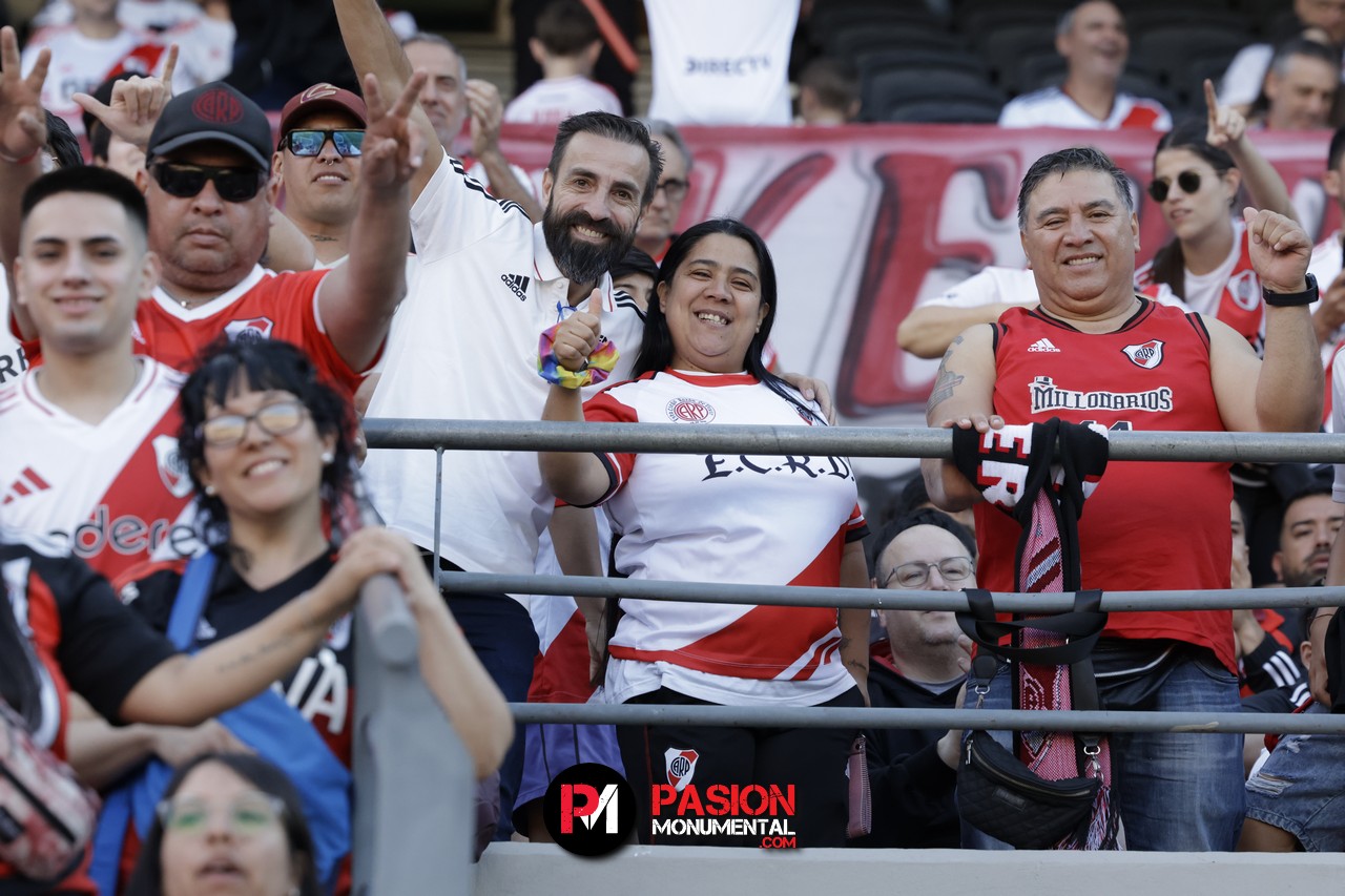¡Buscate en el partido de River frente a Talleres en el Monumental!