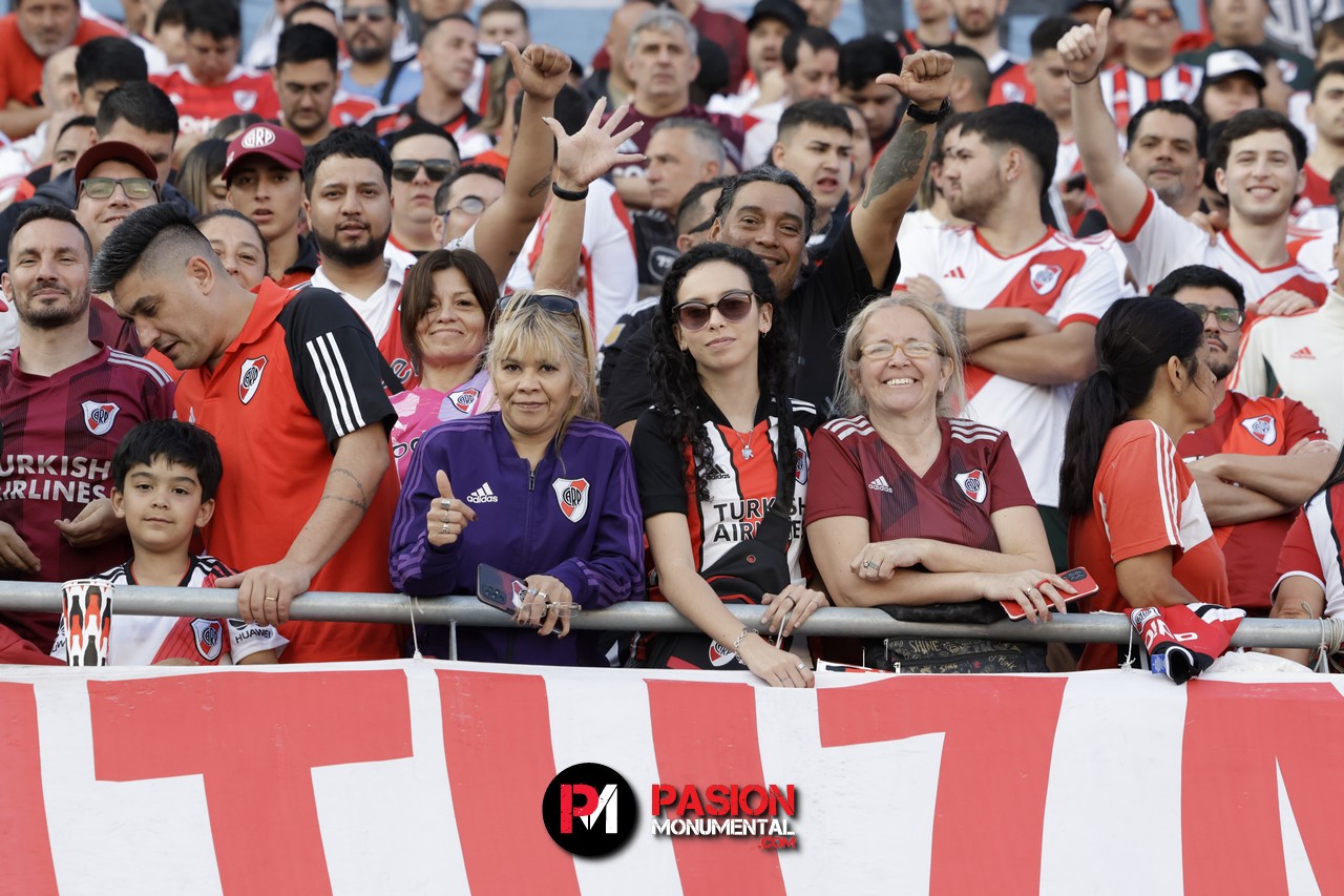 ¡Buscate en el partido de River frente a Talleres en el Monumental!