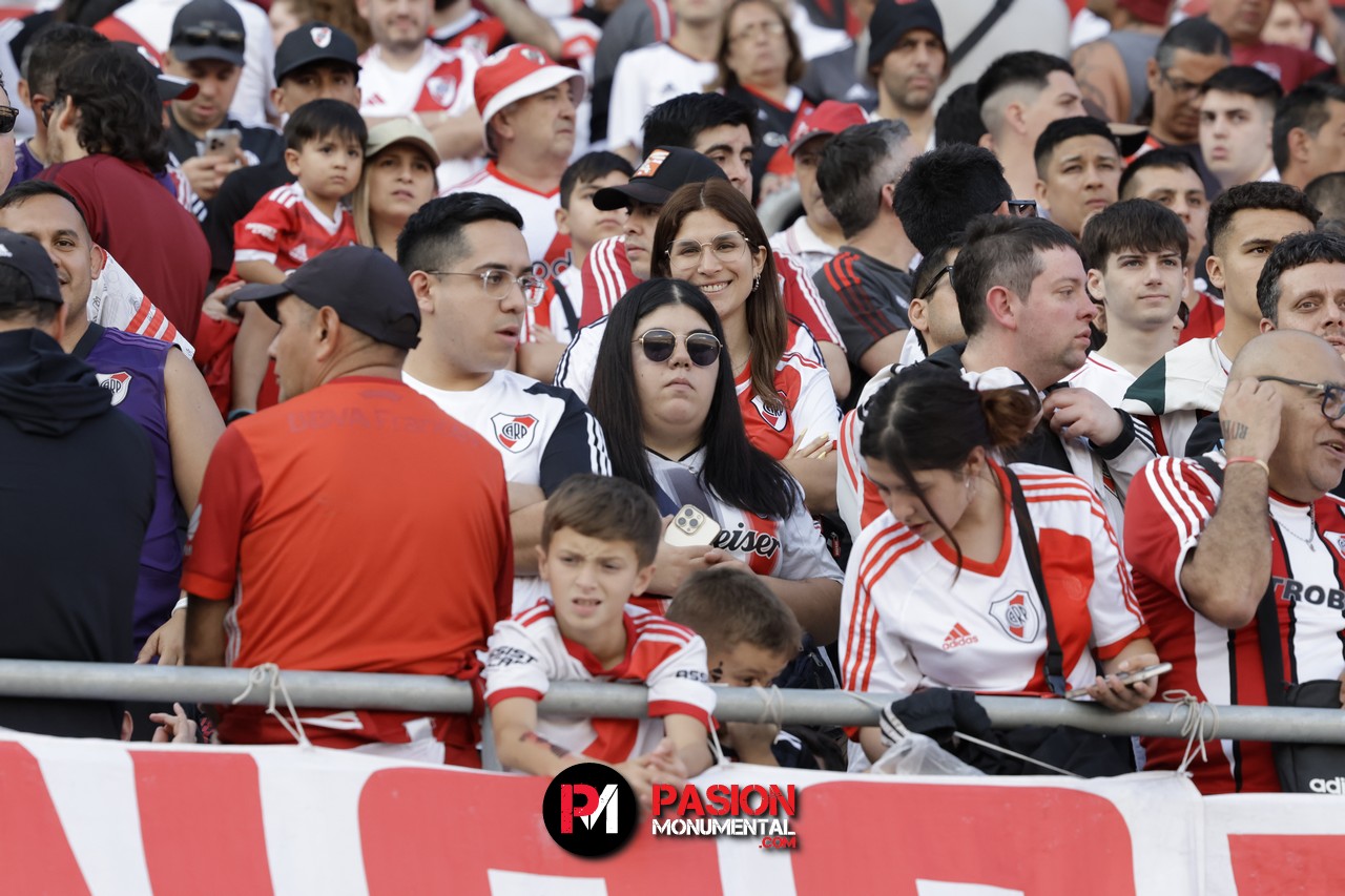 ¡Buscate en el partido de River frente a Talleres en el Monumental!