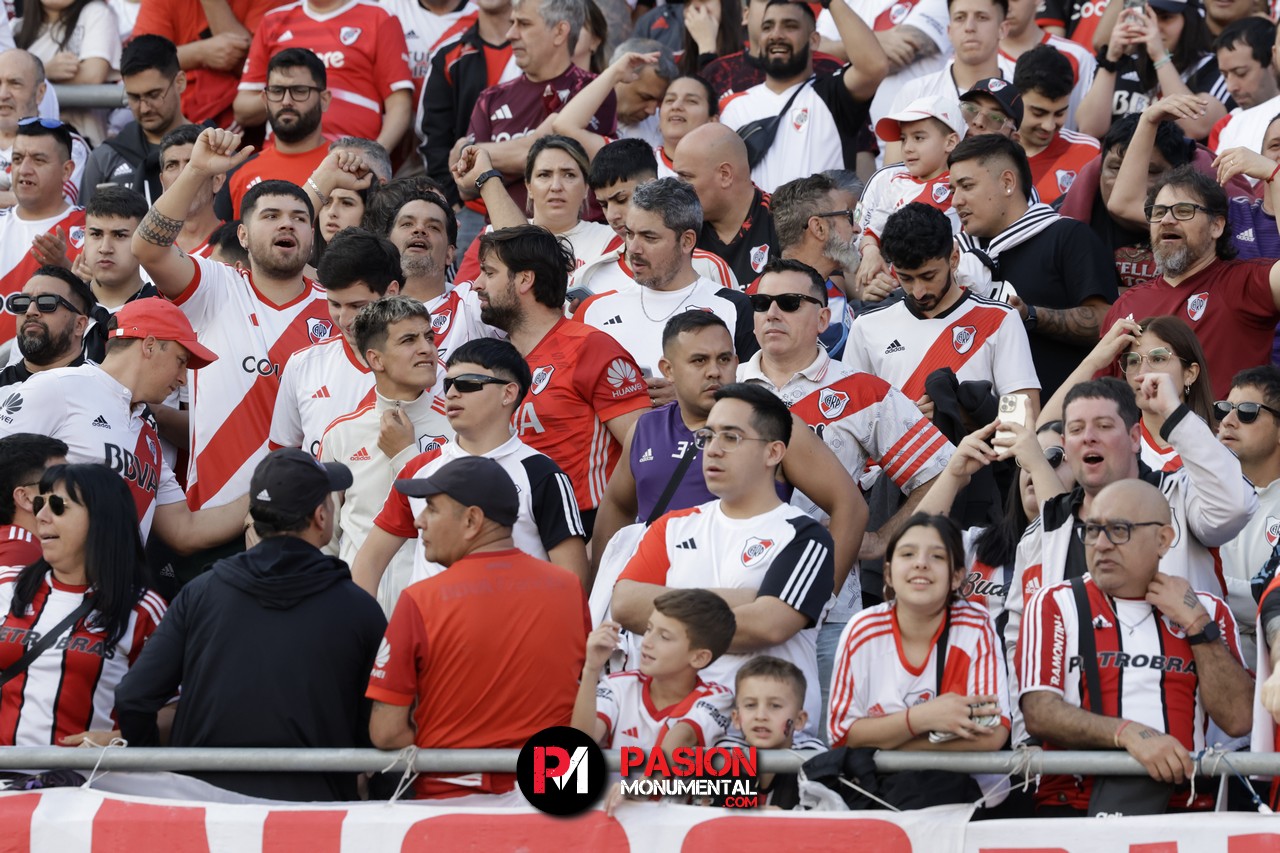 ¡Buscate en el partido de River frente a Talleres en el Monumental!