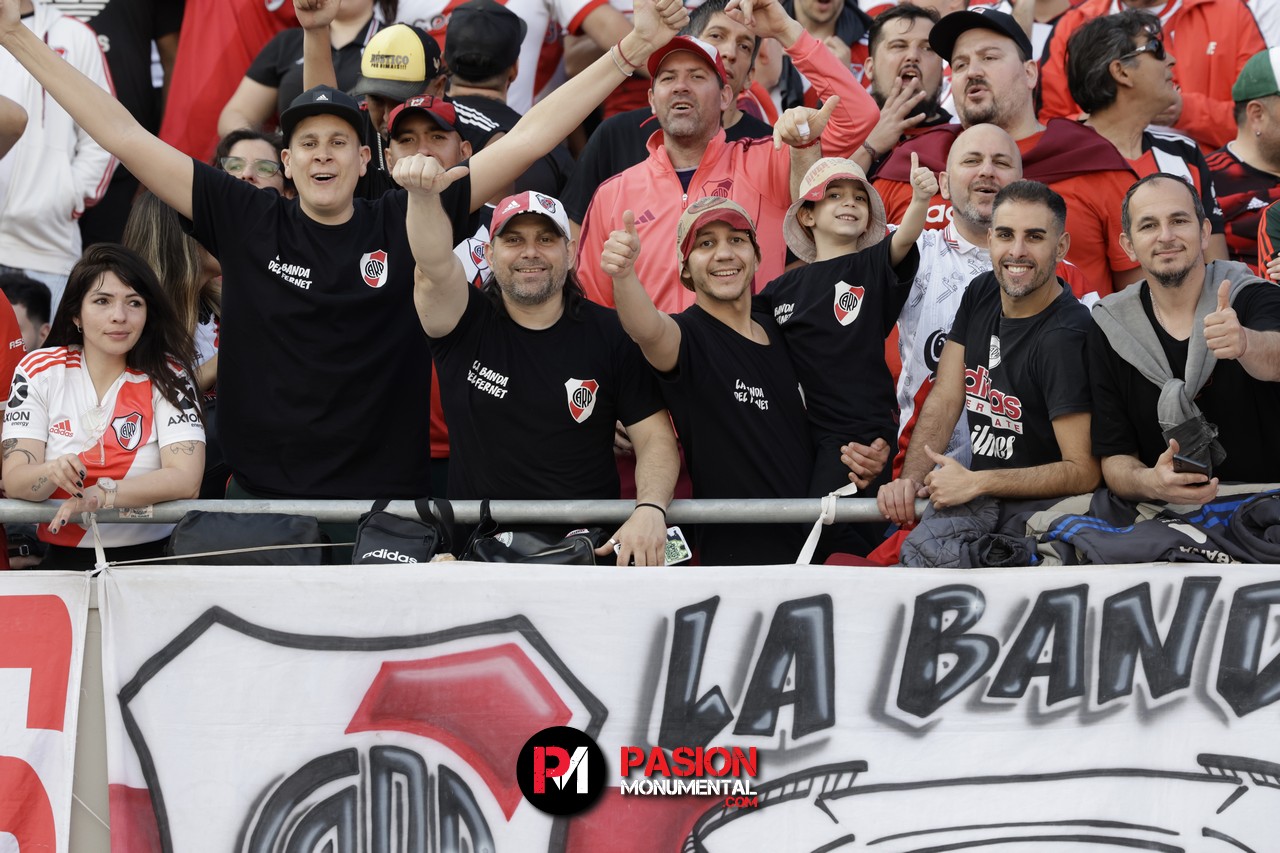 ¡Buscate en el partido de River frente a Talleres en el Monumental!