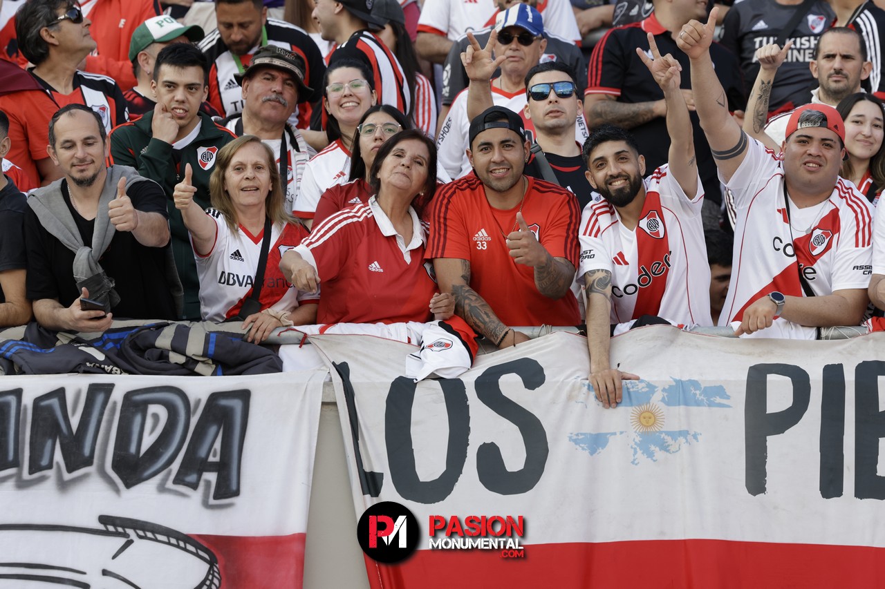 ¡Buscate en el partido de River frente a Talleres en el Monumental!