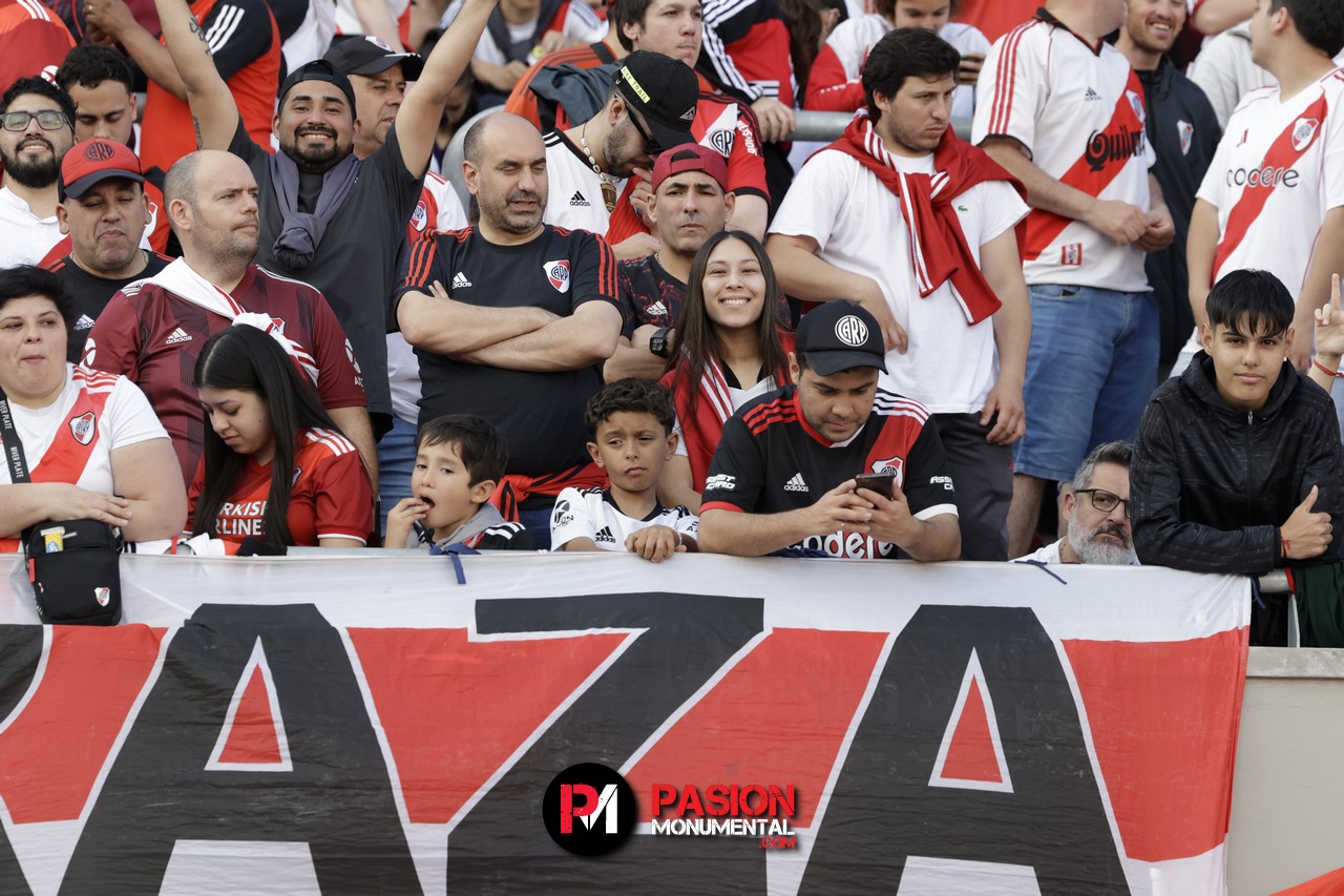 ¡Buscate en el partido de River frente a Talleres en el Monumental!