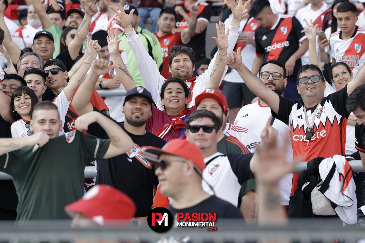 ¡Buscate en el partido de River frente a Talleres en el Monumental!