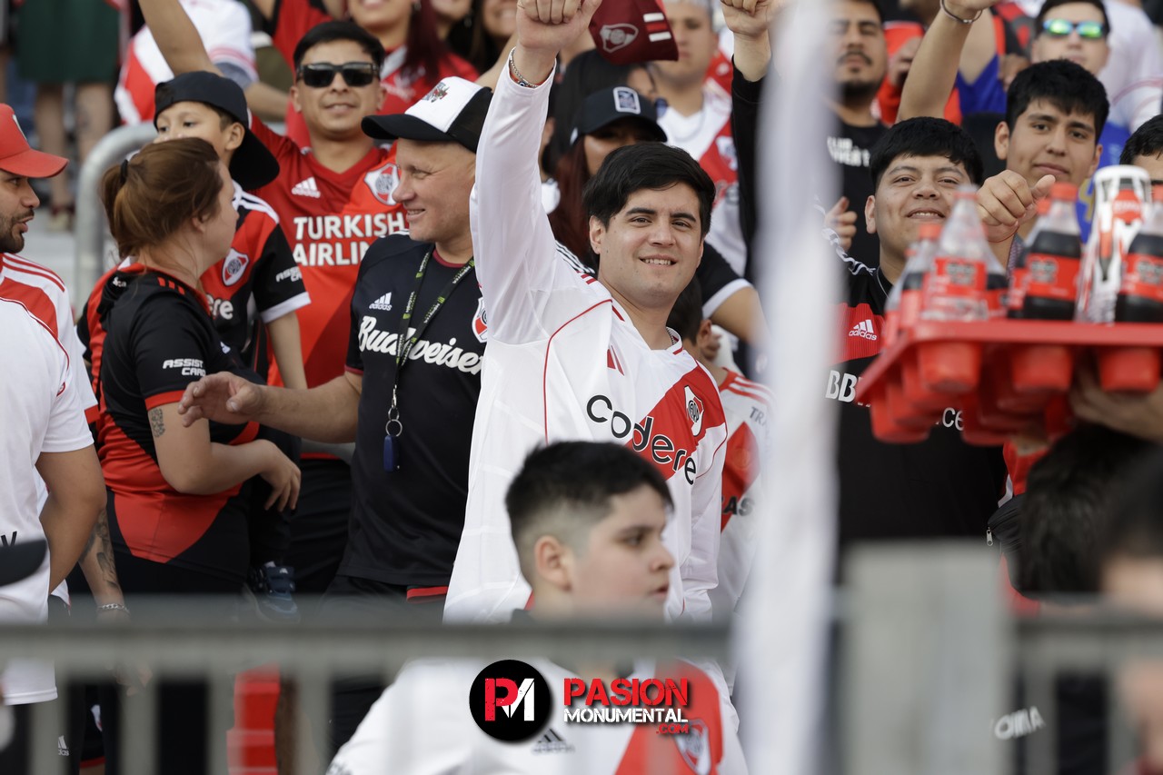 ¡Buscate en el partido de River frente a Talleres en el Monumental!
