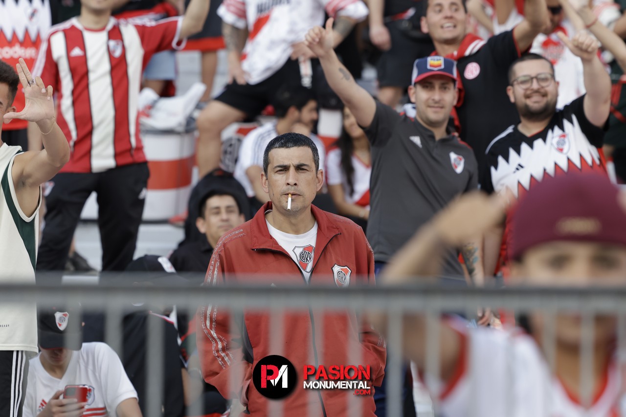 ¡Buscate en el partido de River frente a Talleres en el Monumental!