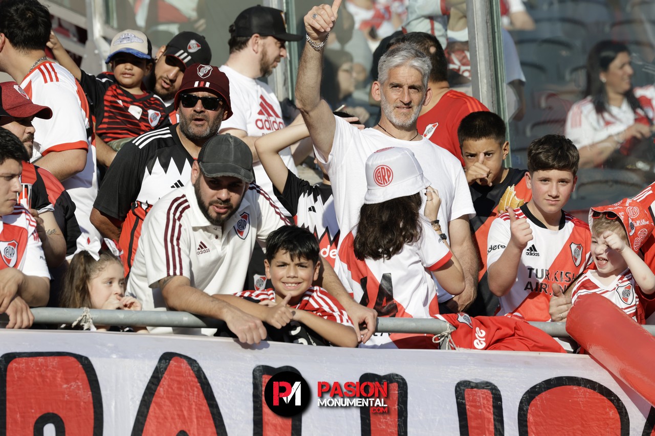 ¡Buscate en el partido de River frente a Talleres en el Monumental!
