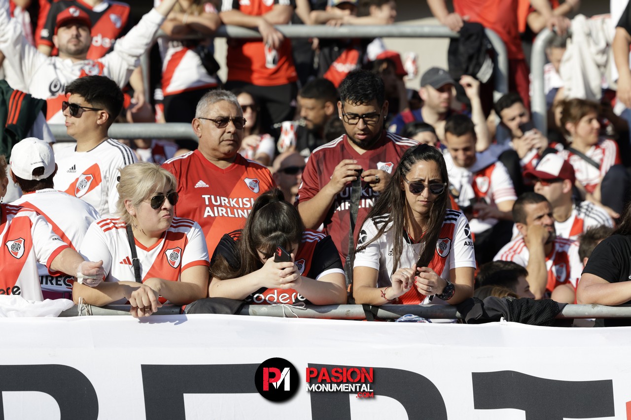 ¡Buscate en el partido de River frente a Talleres en el Monumental!