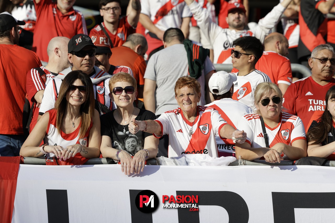 ¡Buscate en el partido de River frente a Talleres en el Monumental!