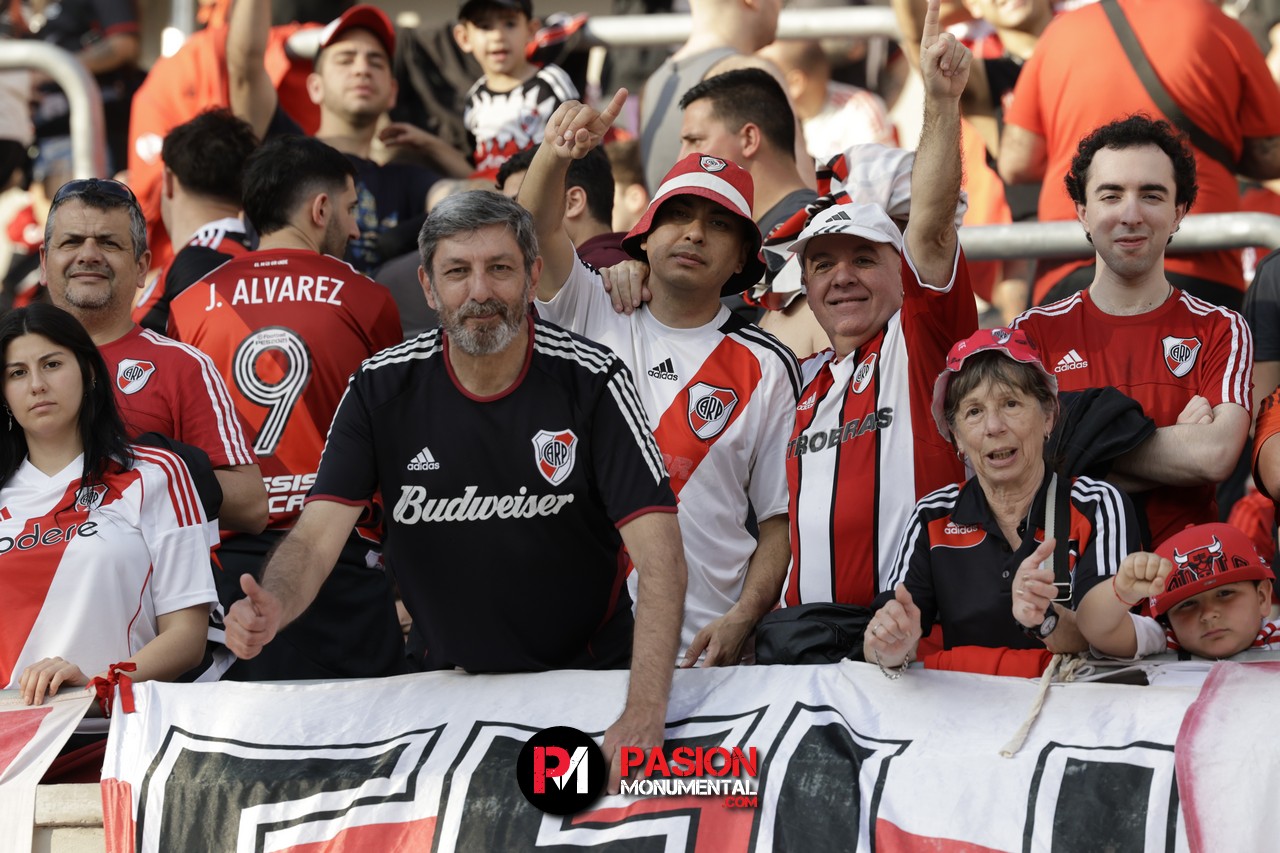 ¡Buscate en el partido de River frente a Talleres en el Monumental!