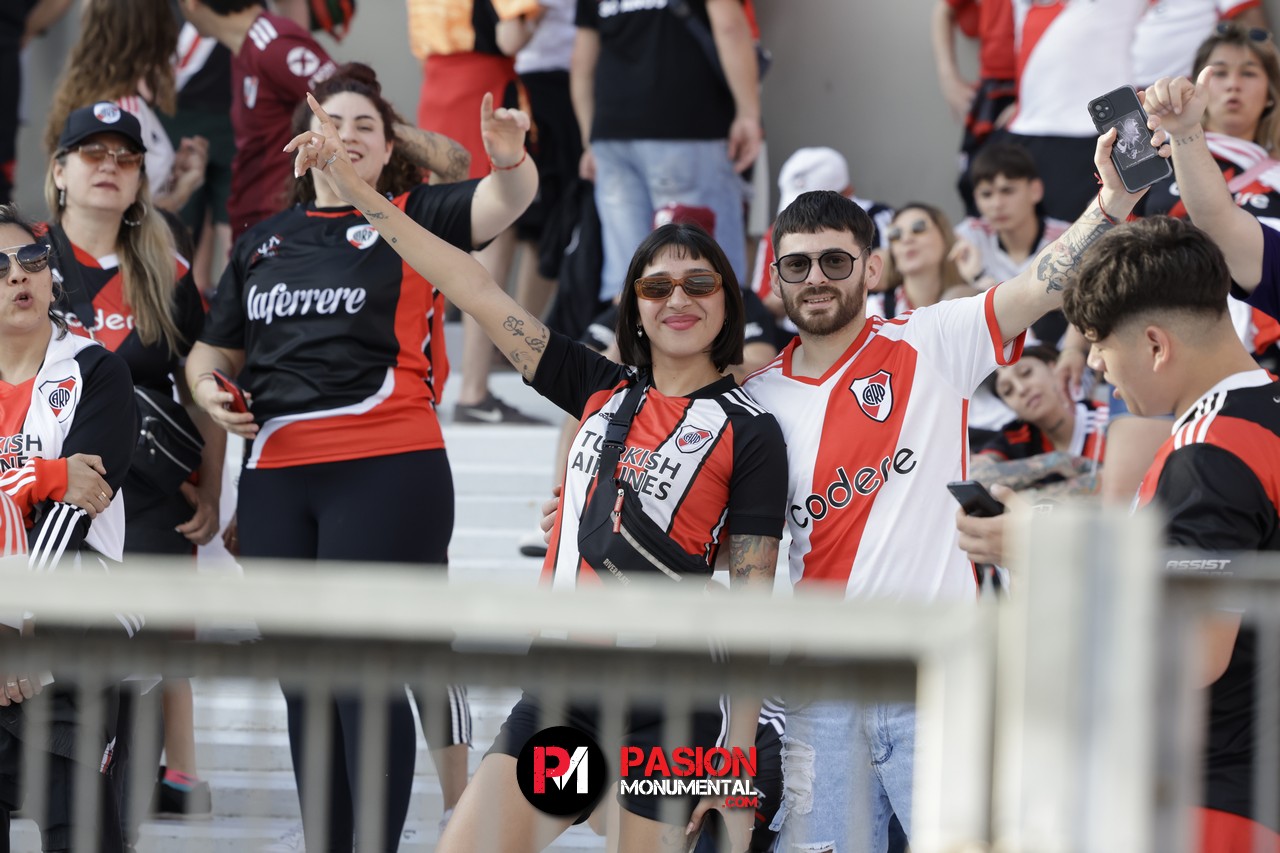 ¡Buscate en el partido de River frente a Talleres en el Monumental!