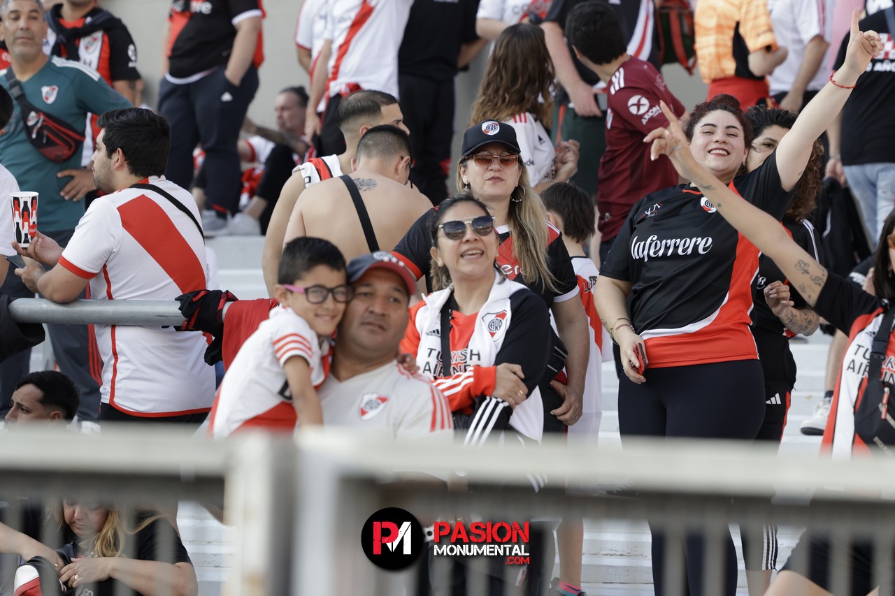 ¡Buscate en el partido de River frente a Talleres en el Monumental!