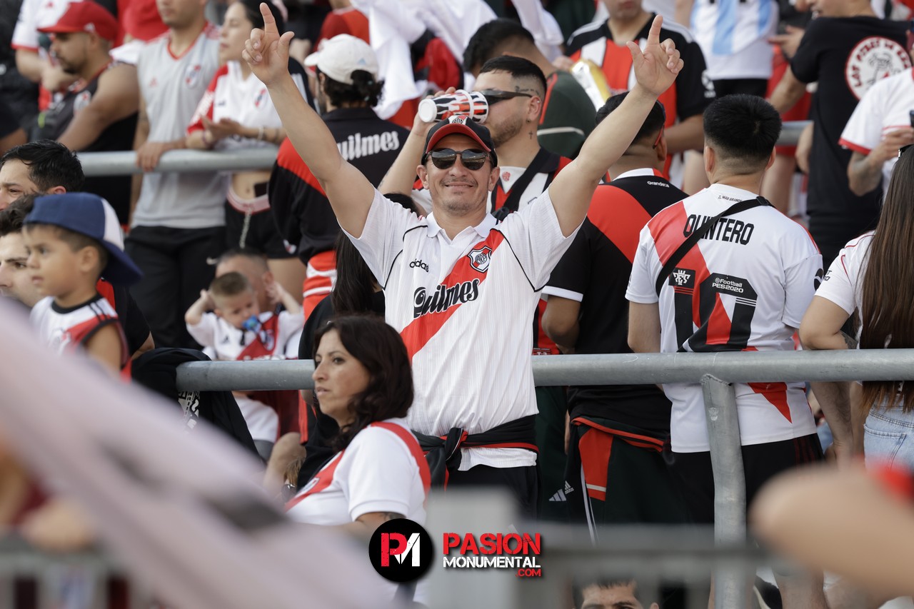 ¡Buscate en el partido de River frente a Talleres en el Monumental!