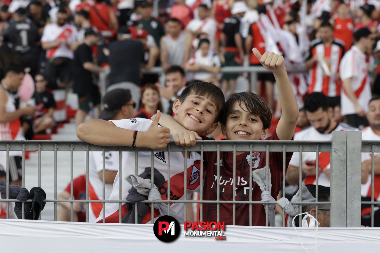 ¡Buscate en el partido de River frente a Talleres en el Monumental!