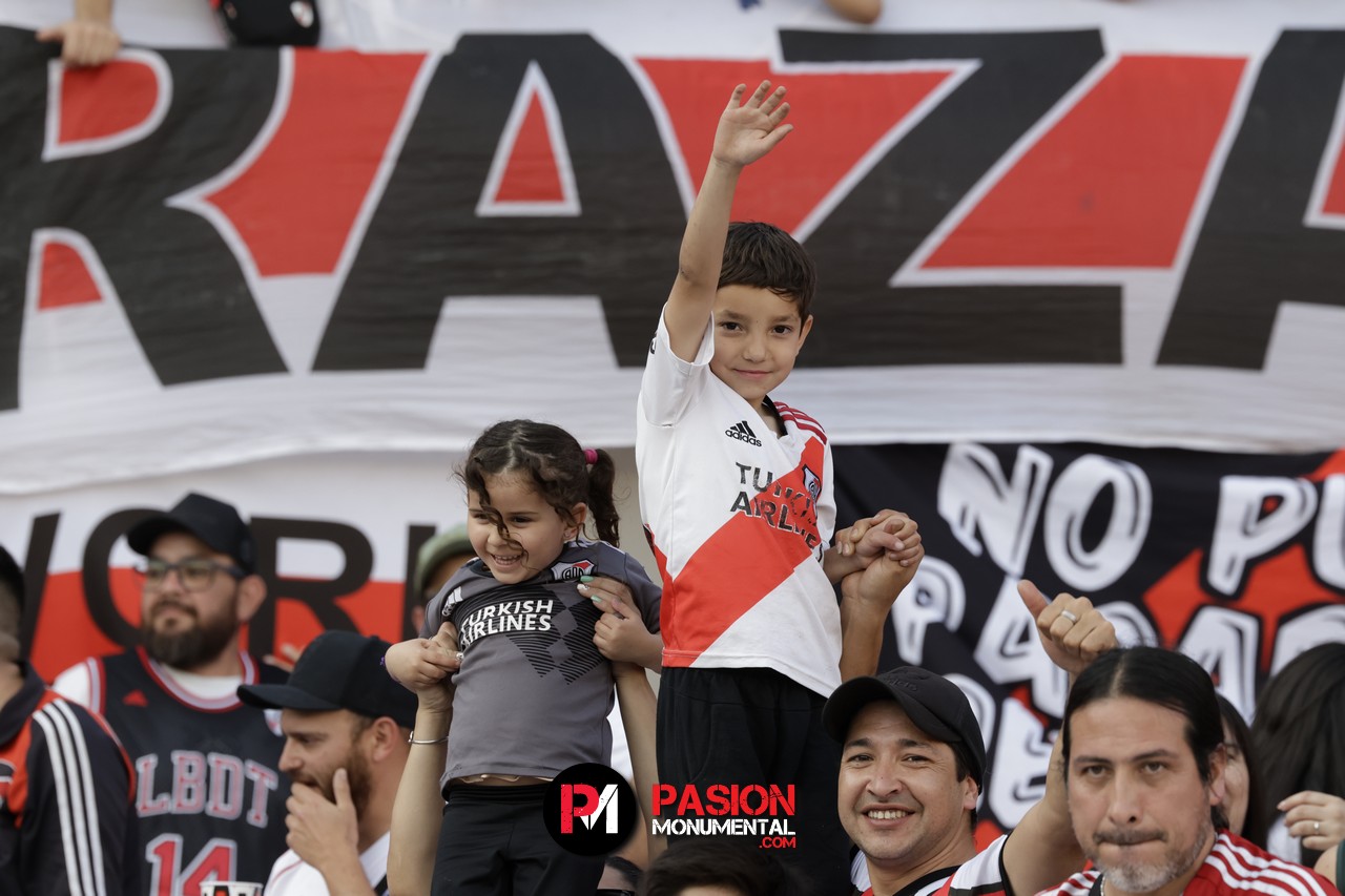 ¡Buscate en el partido de River frente a Talleres en el Monumental!