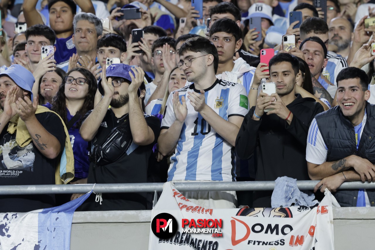 ¡Buscate de Selección en la goleada Monumental de Argentina ante Bolivia!