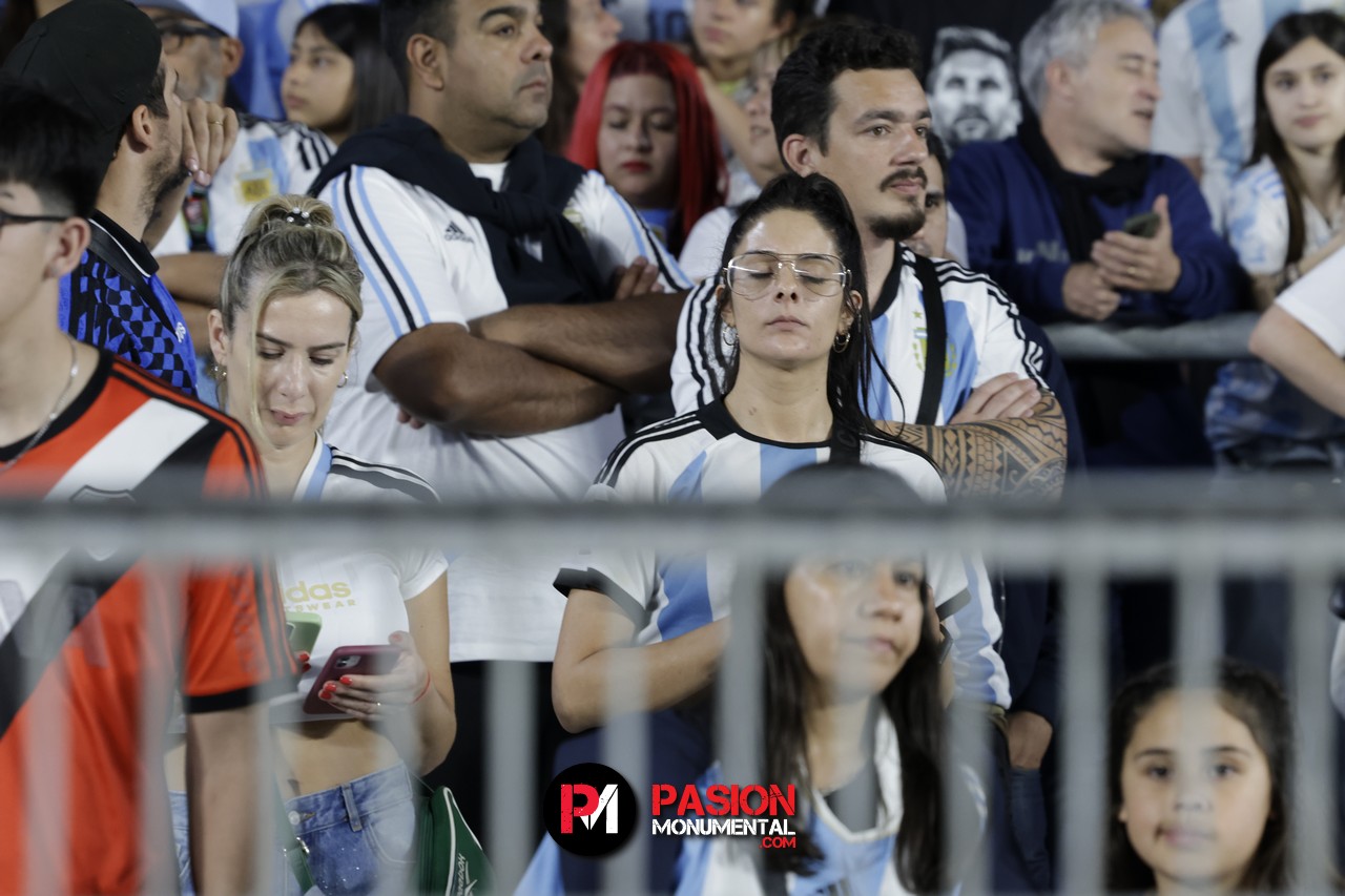 ¡Buscate de Selección en la goleada Monumental de Argentina ante Bolivia!
