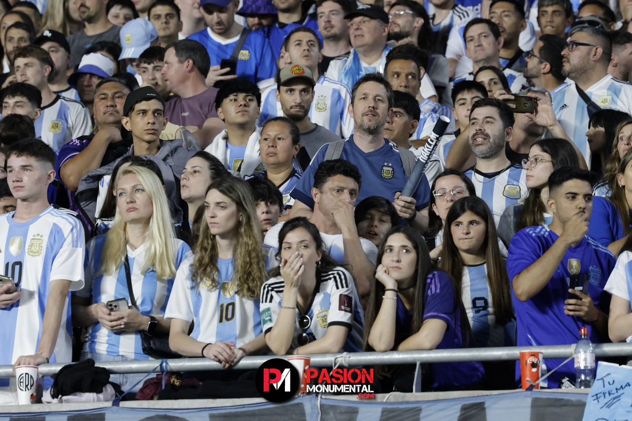 ¡Buscate de Selección en la goleada Monumental de Argentina ante Bolivia!