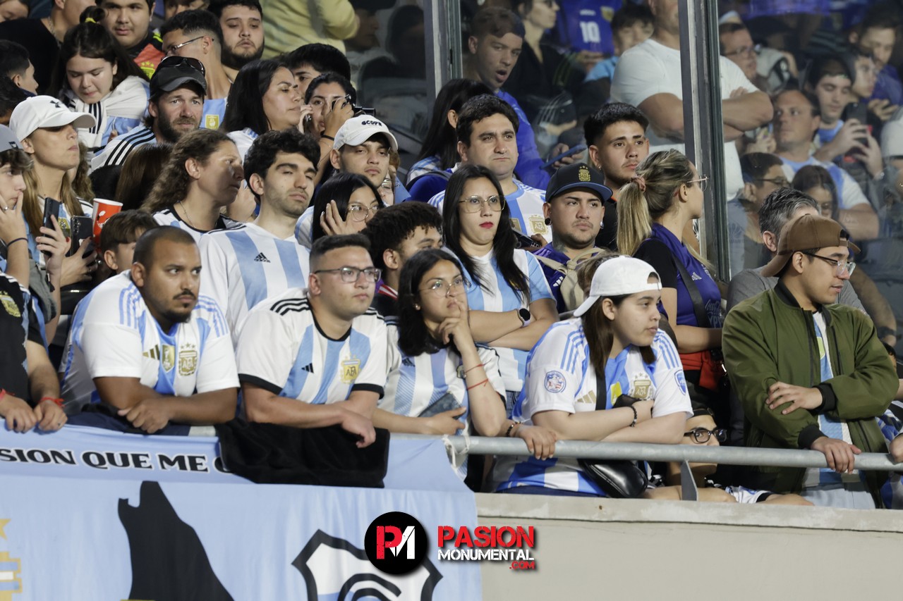 ¡Buscate de Selección en la goleada Monumental de Argentina ante Bolivia!