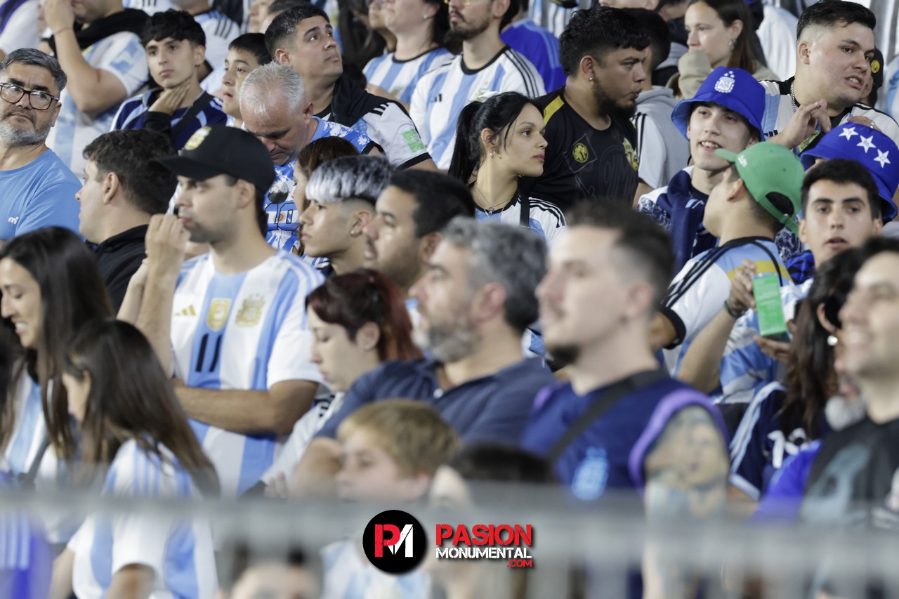 ¡Buscate de Selección en la goleada Monumental de Argentina ante Bolivia!
