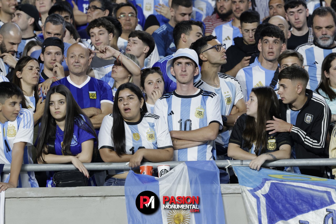 ¡Buscate de Selección en la goleada Monumental de Argentina ante Bolivia!