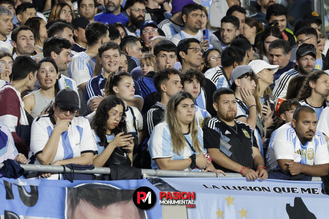 ¡Buscate de Selección en la goleada Monumental de Argentina ante Bolivia!