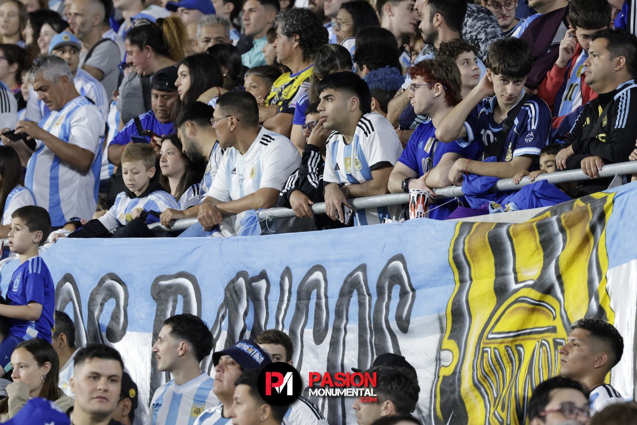¡Buscate de Selección en la goleada Monumental de Argentina ante Bolivia!