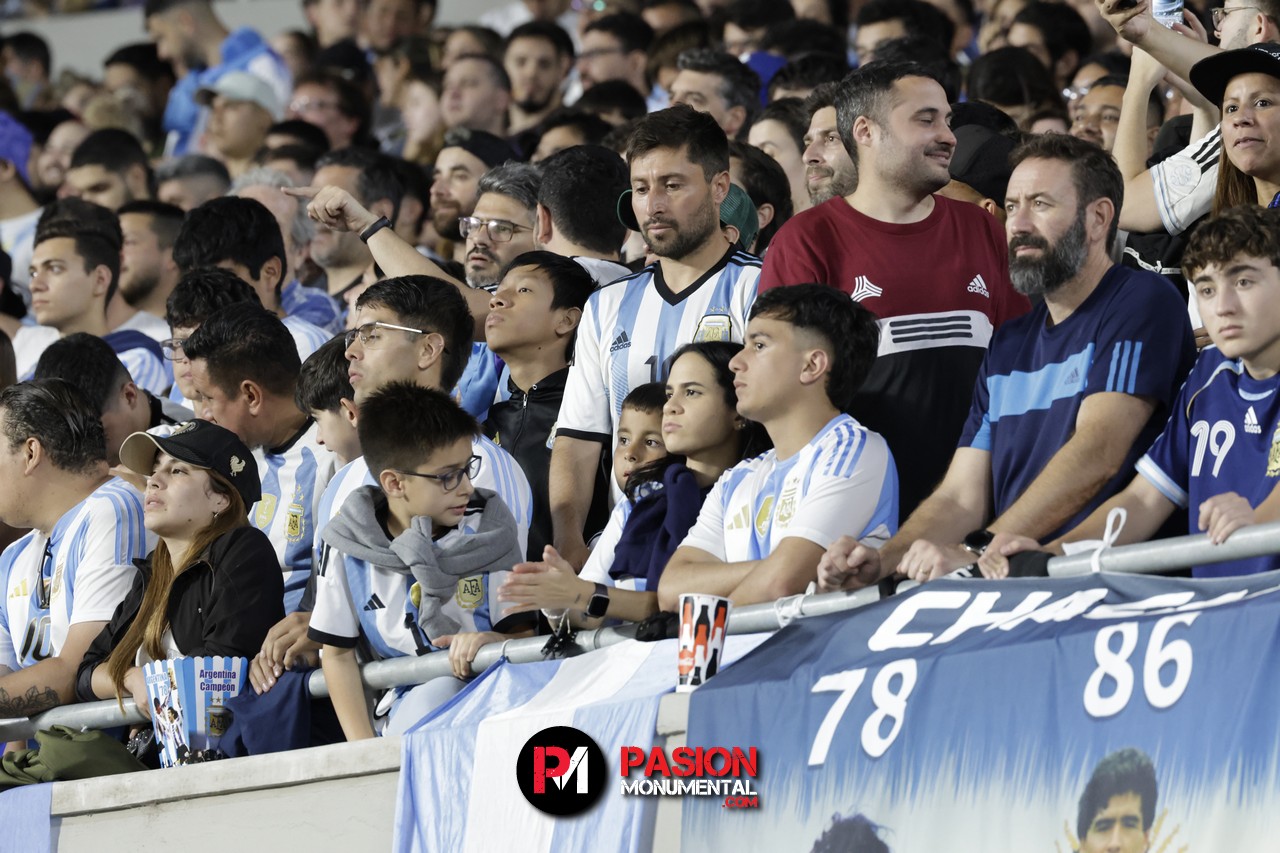 ¡Buscate de Selección en la goleada Monumental de Argentina ante Bolivia!
