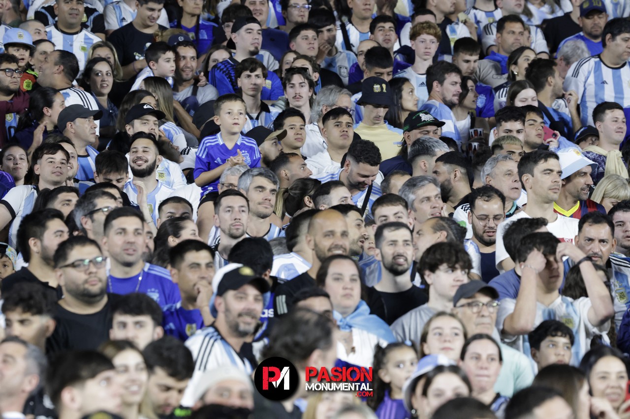 ¡Buscate de Selección en la goleada Monumental de Argentina ante Bolivia!