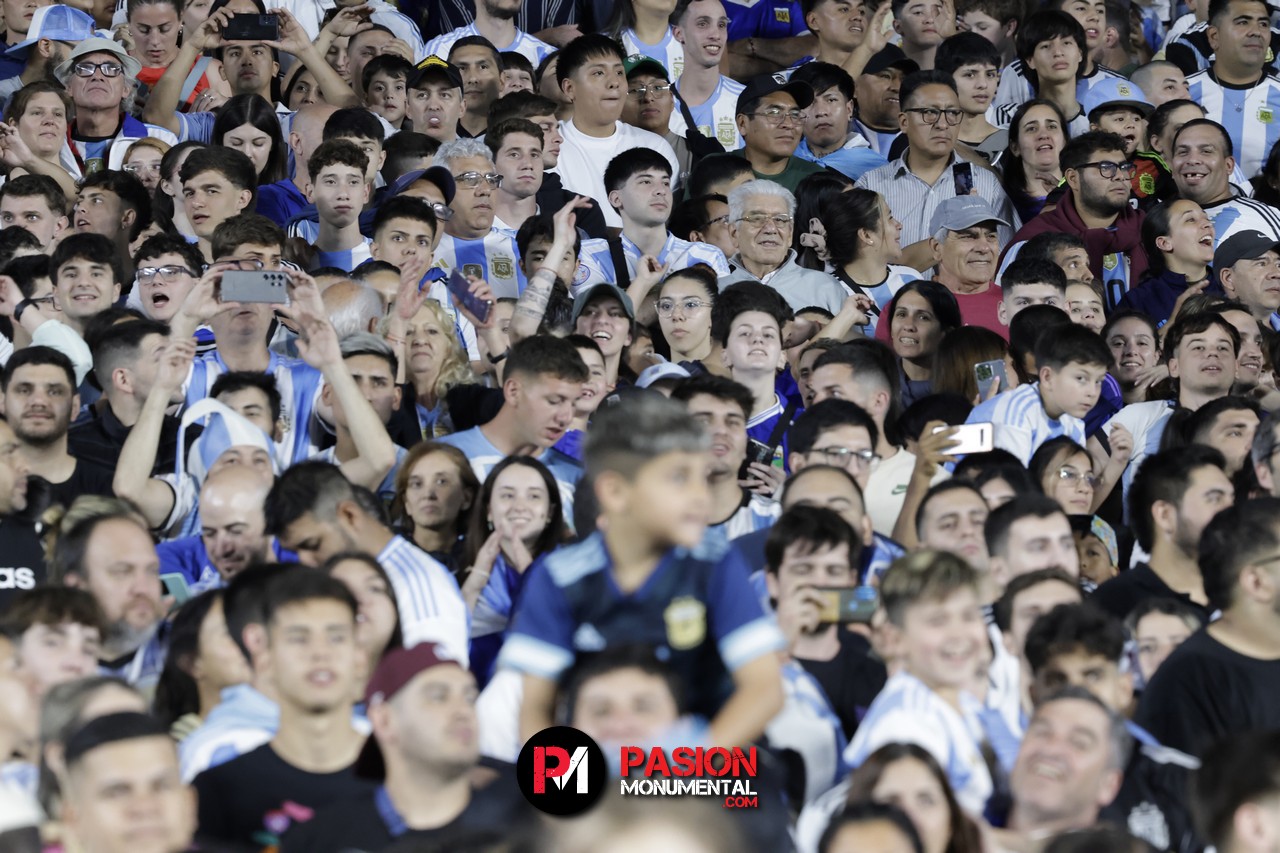 ¡Buscate de Selección en la goleada Monumental de Argentina ante Bolivia!