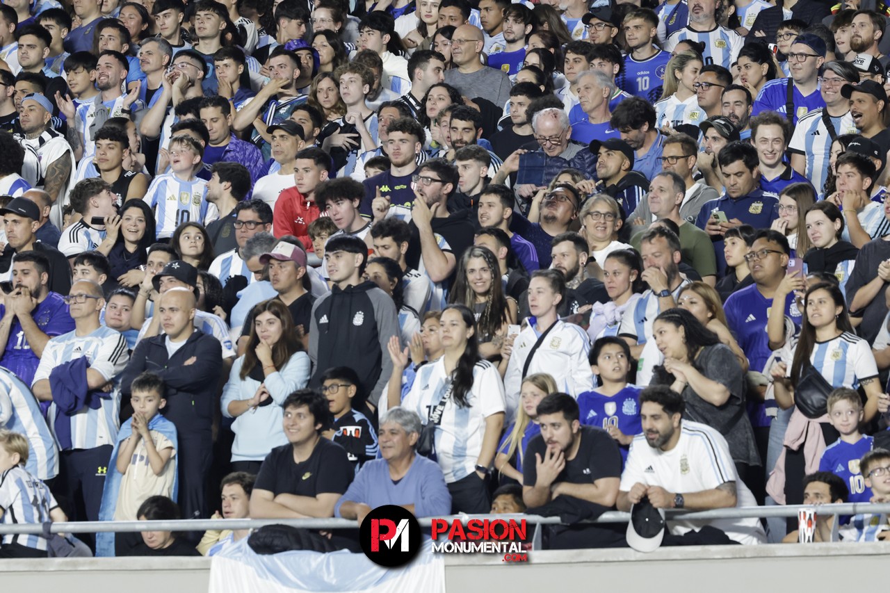 ¡Buscate de Selección en la goleada Monumental de Argentina ante Bolivia!