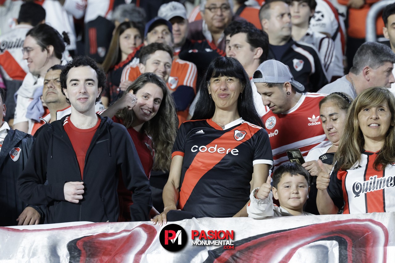 ¡Buscate en el empate de River ante Vélez en el estadio Monumental!