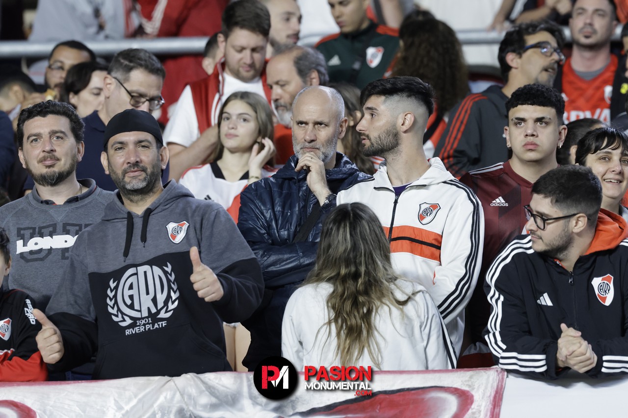 ¡Buscate en el empate de River ante Vélez en el estadio Monumental!