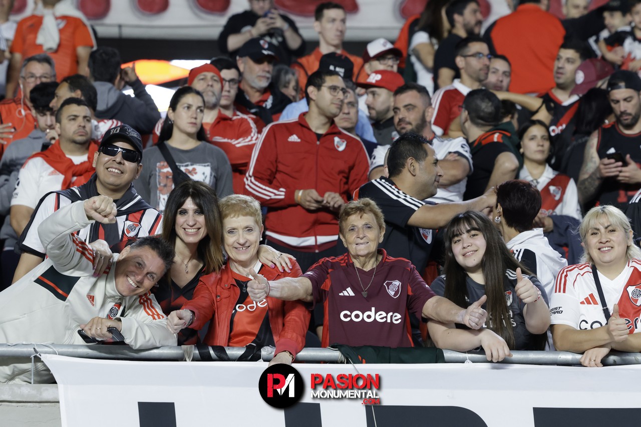 ¡Buscate en el empate de River ante Vélez en el estadio Monumental!