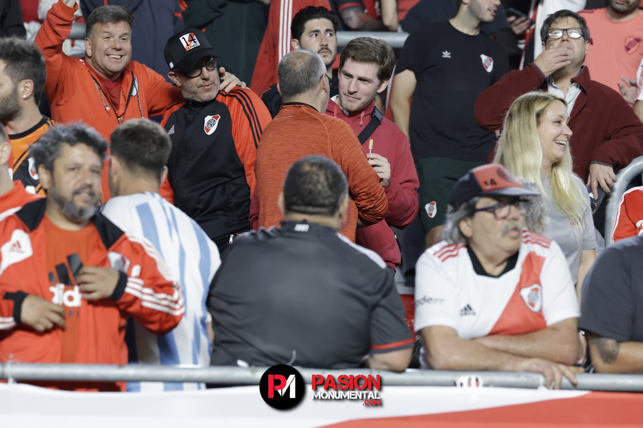 ¡Buscate en el empate de River ante Vélez en el estadio Monumental!