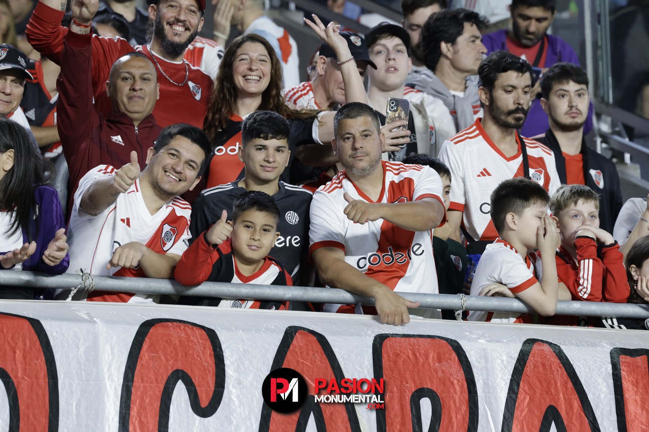 ¡Buscate en el empate de River ante Vélez en el estadio Monumental!