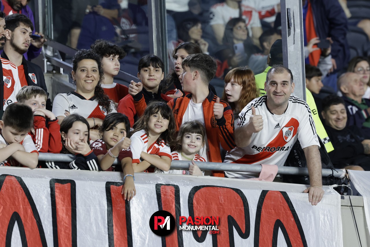 ¡Buscate en el empate de River ante Vélez en el estadio Monumental!
