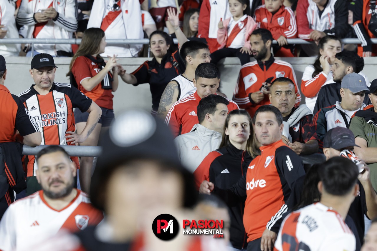 ¡Buscate en el empate de River ante Vélez en el estadio Monumental!