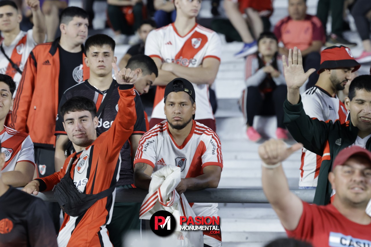 ¡Buscate en el empate de River ante Vélez en el estadio Monumental!