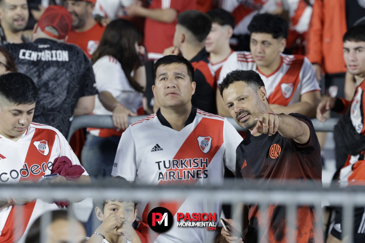 ¡Buscate en el empate de River ante Vélez en el estadio Monumental!
