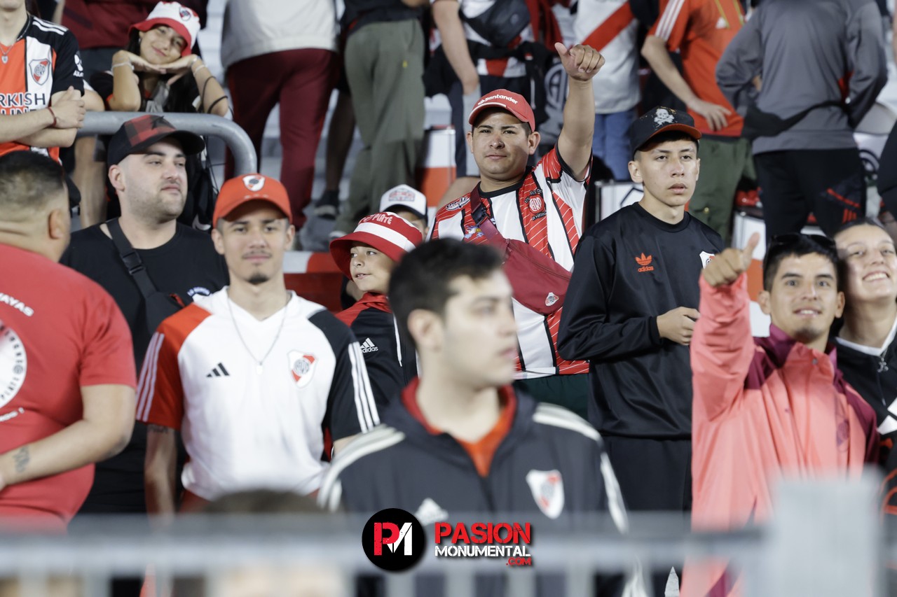 ¡Buscate en el empate de River ante Vélez en el estadio Monumental!