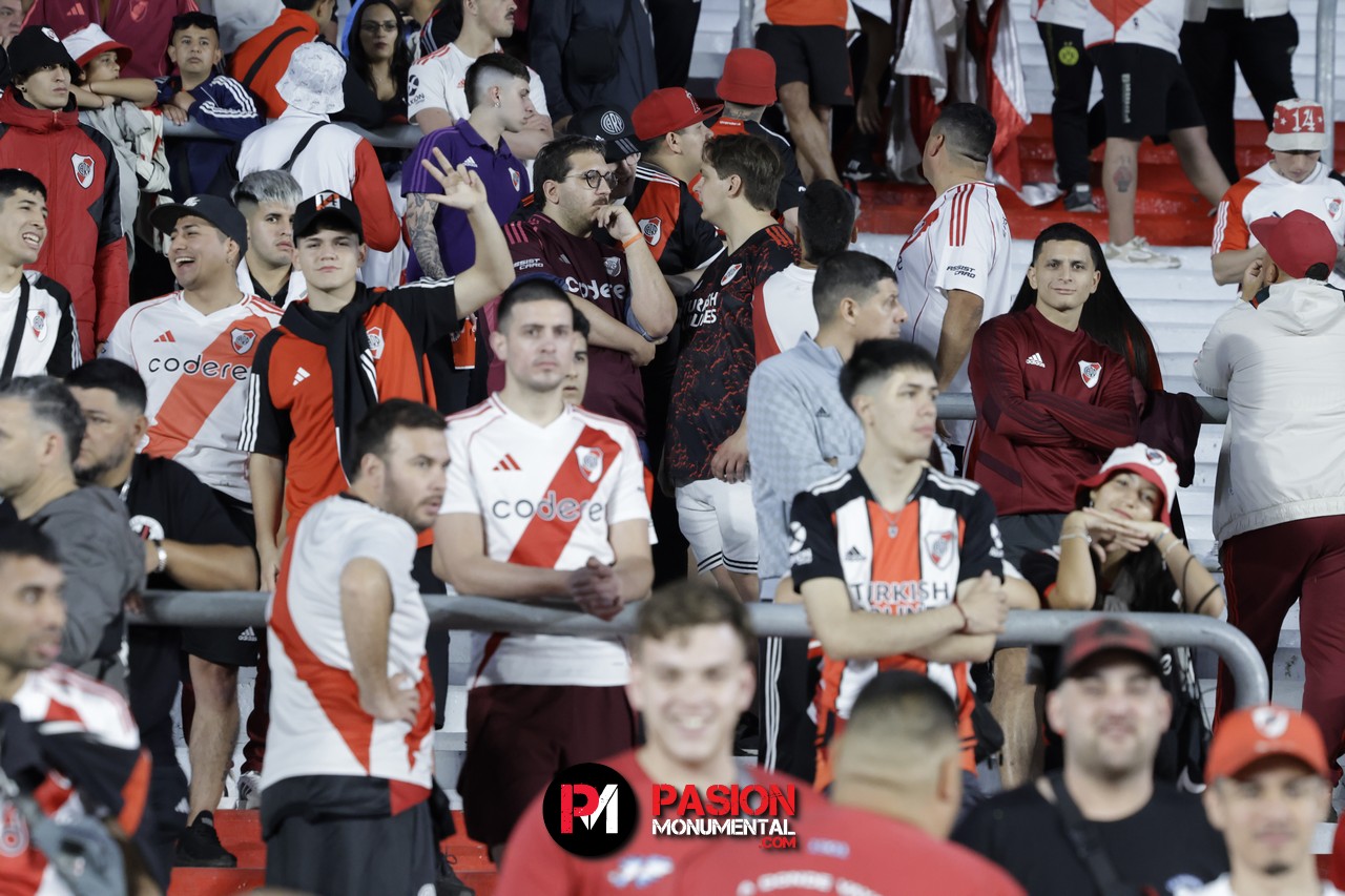 ¡Buscate en el empate de River ante Vélez en el estadio Monumental!