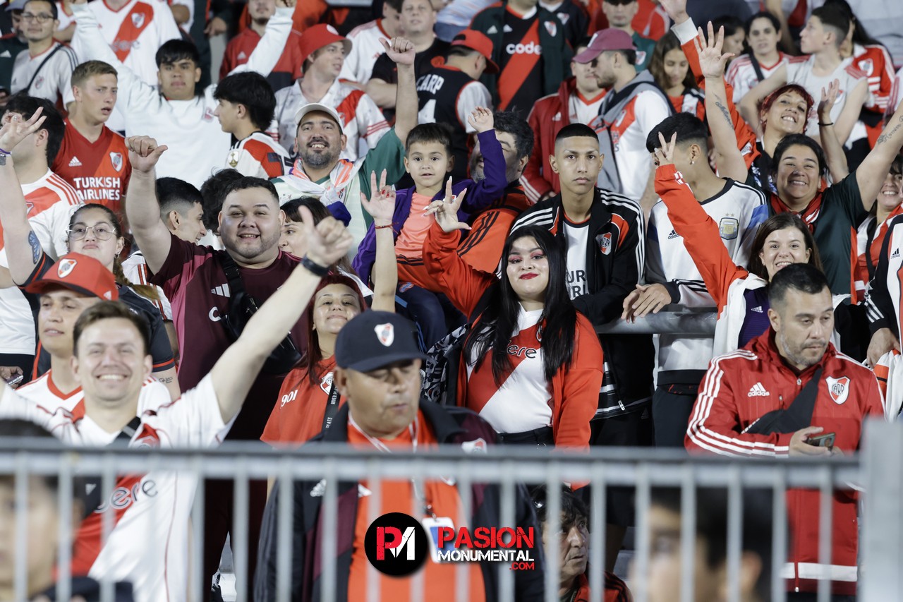 ¡Buscate en el empate de River ante Vélez en el estadio Monumental!
