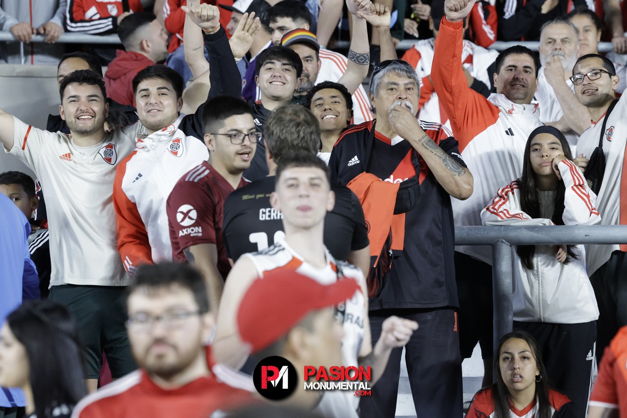 ¡Buscate en el empate de River ante Vélez en el estadio Monumental!