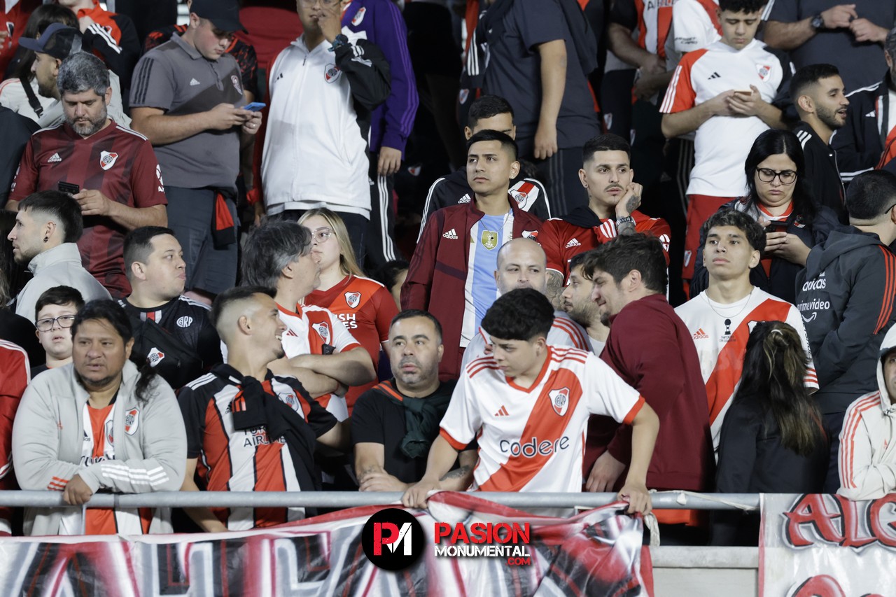 ¡Buscate en el empate de River ante Vélez en el estadio Monumental!