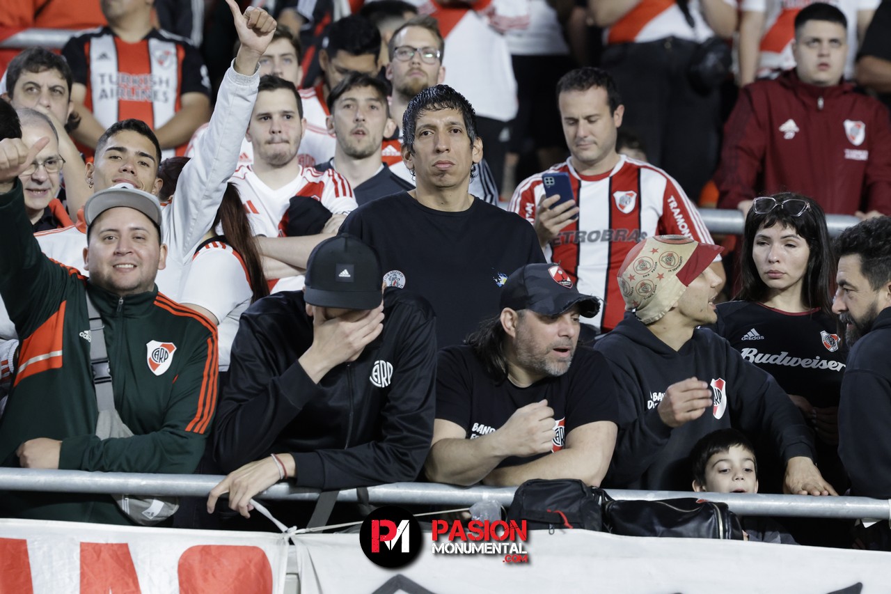 ¡Buscate en el empate de River ante Vélez en el estadio Monumental!