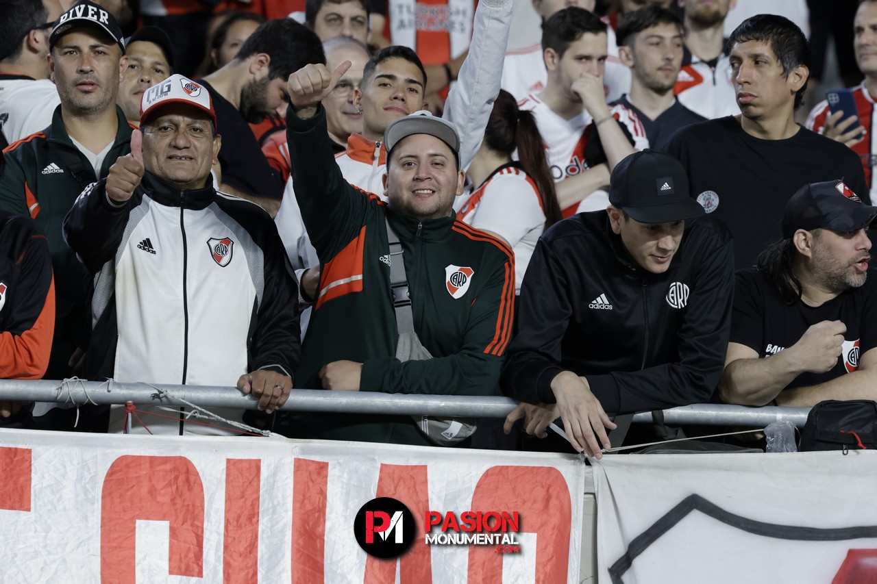 ¡Buscate en el empate de River ante Vélez en el estadio Monumental!